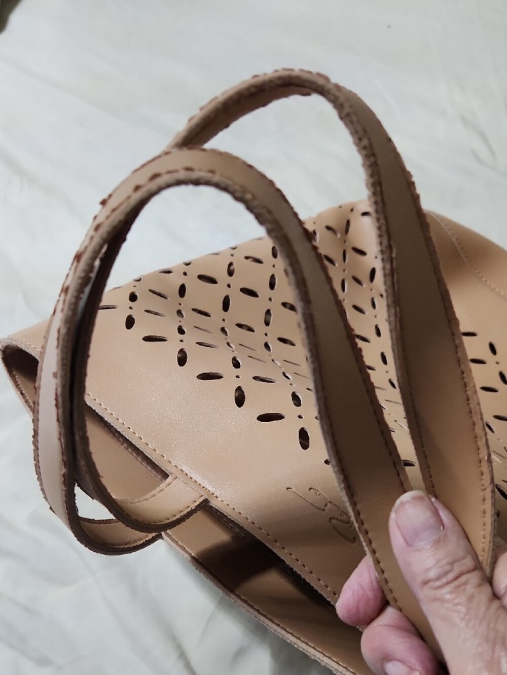 Oscar de la Renta Pale Pink Perforated Tote - Picture 11 of 11
